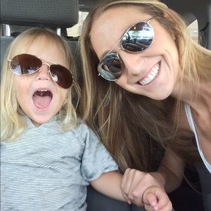 Meet your Posher, Nicole